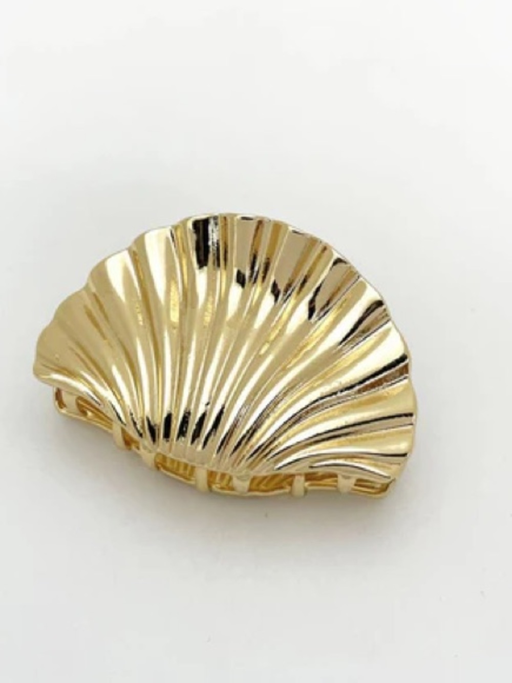 Gold Shell Hair Clip - Women's Jewelry